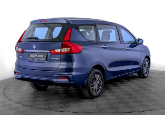 Подержанный автомобиль Suzuki Ertiga 2021 года (5 фото)