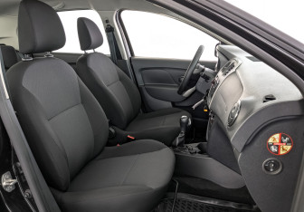 Подержанный автомобиль Renault Logan Sedan 2021 года (23 фото)