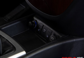 Подержанный автомобиль Hyundai Santa Fe 2008 года (12 фото)