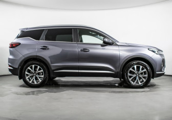 Подержанный автомобиль Chery Tiggo 7 Pro 2022 года (4 фото)