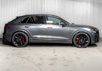 Новый Audi Q8 2025 (4 фото)