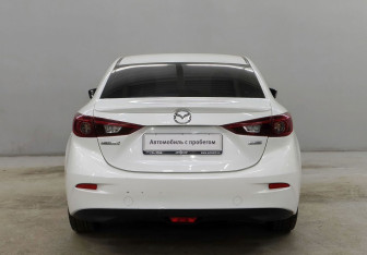 Подержанный автомобиль Mazda 3 Sedan 2014 года (6 фото)