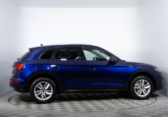 Подержанный автомобиль Audi Q5 2021 года (4 фото)