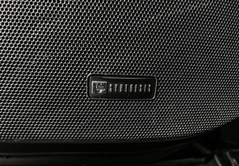 Подержанный автомобиль Toyota Land Cruiser Suv 2013 года (18 фото)