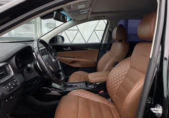 Подержанный автомобиль Kia Sorento 2019 года (29 фото)