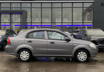 Подержанный автомобиль Chevrolet Aveo Sedan 2007 года (4 фото)