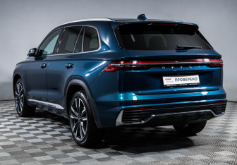 Подержанный автомобиль Geely Monjaro 2023 года (7 фото)