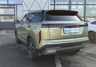 Подержанный автомобиль Jaecoo J7 2023 года (7 фото)