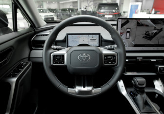 Новый Toyota RAV4 2026 (12 фото)