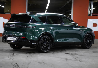 Подержанный автомобиль Voyah Free 2023 года (5 фото)