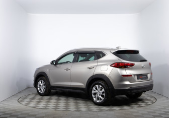 Подержанный автомобиль Hyundai Tucson 2018 года (7 фото)