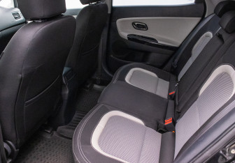 Подержанный автомобиль Kia Ceed Hatchback 2012 года (11 фото)