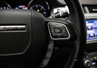 Подержанный автомобиль Land Rover Range Rover Evoque 2012 года (17 фото)