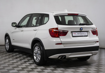 Подержанный автомобиль BMW X3 2013 года (6 фото)