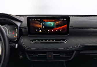 Подержанный автомобиль Haval Jolion 2023 года (17 фото)