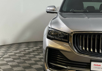 Подержанный автомобиль Geely Monjaro 2022 года (6 фото)