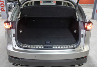 Подержанный автомобиль Lexus NX 2016 года (10 фото)