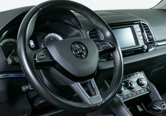 Подержанный автомобиль Skoda Karoq 2020 года (14 фото)