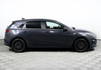 Подержанный автомобиль Kia Ceed Hatchback 2018 года (4 фото)