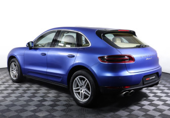 Подержанный автомобиль Porsche Macan 2015 года (7 фото)