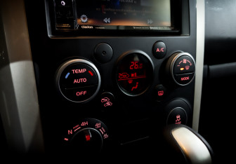 Подержанный автомобиль Suzuki Grand Vitara 2014 года (25 фото)