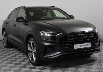 Подержанный автомобиль Audi Q8 2019 года (3 фото)