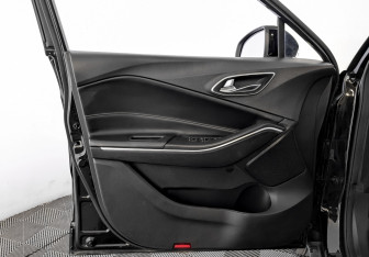 Подержанный автомобиль Москвич 3 2023 года (19 фото)