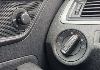 Подержанный автомобиль Skoda Rapid Liftback 2016 года (16 фото)