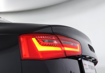 Подержанный автомобиль Audi A6 Sedan 2014 года (21 фото)