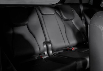 Подержанный автомобиль Kia Carnival 2021 года (16 фото)