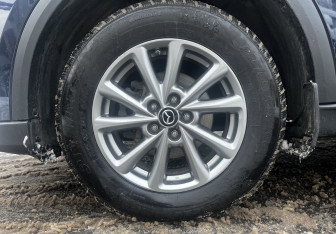 Подержанный автомобиль Mazda CX-5 2022 года (9 фото)