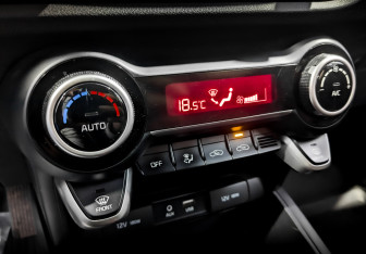 Подержанный автомобиль Kia Rio Hatchback 2020 года (16 фото)