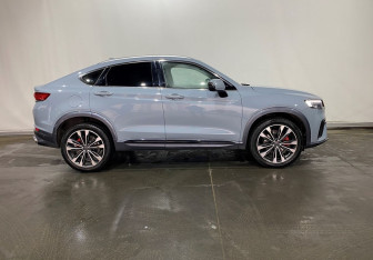Подержанный автомобиль Geely Tugella 2022 года (4 фото)