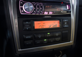 Подержанный автомобиль Hyundai Coupe 2002 года (18 фото)