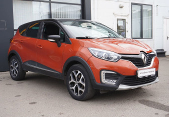 Подержанный автомобиль Renault Kaptur 2017 года (3 фото)