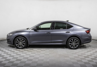 Подержанный автомобиль Skoda Octavia Liftback 2020 года (8 фото)