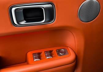 Подержанный автомобиль LiXiang L7 2024 года (29 фото)