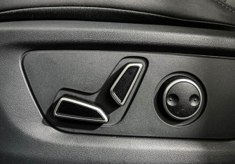 Подержанный автомобиль Changan UNI-T 2023 года (14 фото)