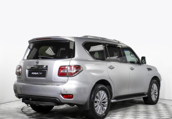 Подержанный автомобиль Nissan Patrol 2014 года (5 фото)