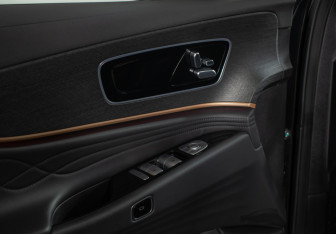 Подержанный автомобиль Jaecoo J8 2024 года (20 фото)