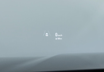 Подержанный автомобиль Exeed VX 2022 года (10 фото)