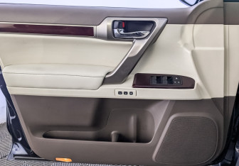 Подержанный автомобиль Lexus GX 2018 года (19 фото)