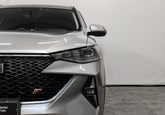 Подержанный автомобиль Haval F7 2024 года (17 фото)