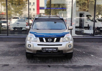 Подержанный автомобиль Nissan X-Trail 2008 года (2 фото)