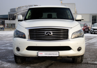 Подержанный автомобиль Infiniti QX80 2014 года (2 фото)