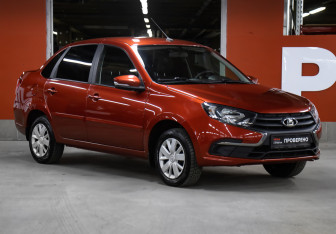 Подержанный автомобиль LADA (ВАЗ) Granta Sedan 2020 года (3 фото)