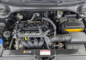 Подержанный автомобиль Kia Rio Hatchback 2021 года (9 фото)