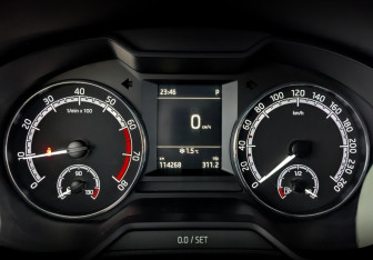 Подержанный автомобиль Skoda Octavia Liftback 2018 года (9 фото)