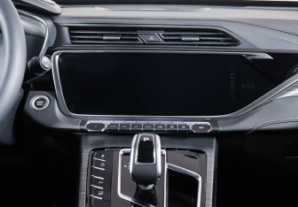 Подержанный автомобиль Geely Atlas Pro 2023 года (14 фото)