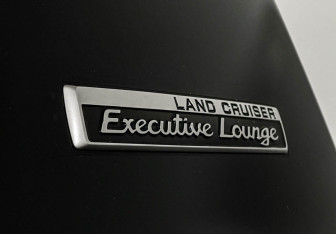 Подержанный автомобиль Toyota Land Cruiser Suv 2019 года (29 фото)